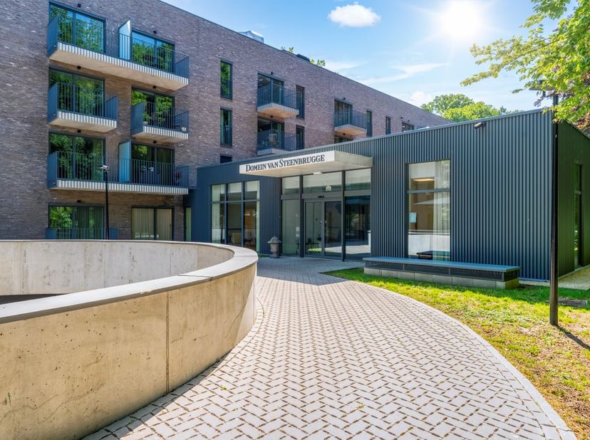 SERVICE APPARTEMENT - DIRECT BESCHIKBAAR&lt;br /&gt;
Nieuwbouw 2-slaapkamer appartement met balkon en mooi zicht op tuin en bos. Ongemeubeld. Inkom met maat